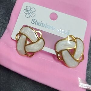 ROSE EARRINGS